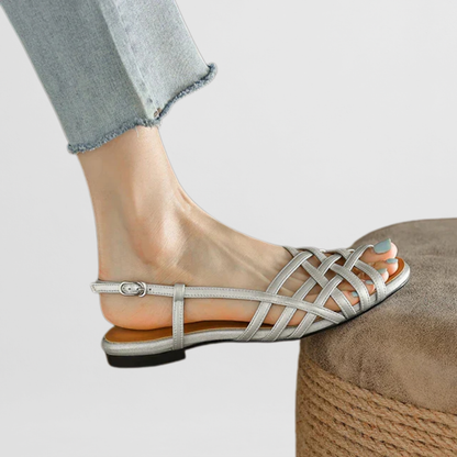 Klaire | Flache Sandalen