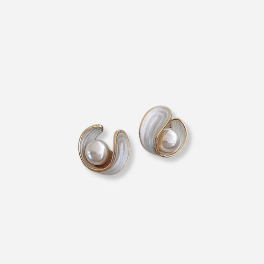 Antoinette | Weißopal-Ohrringe