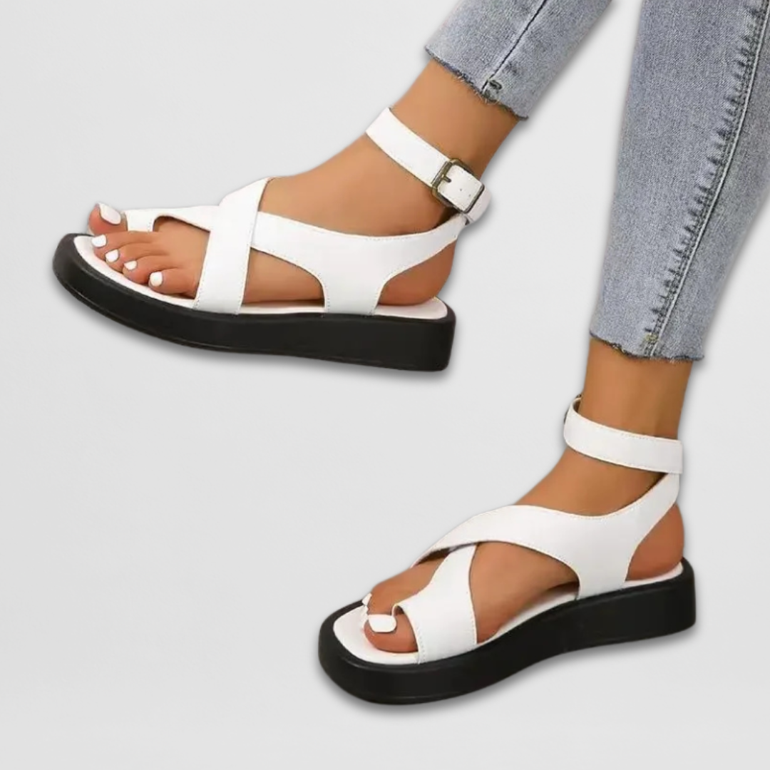 Yella | Orthopädische Sandalen